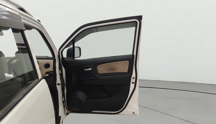 2018 Maruti Wagon R 1.0 VXI, Petrol, Manual, 42,943 km, RHS Front Door