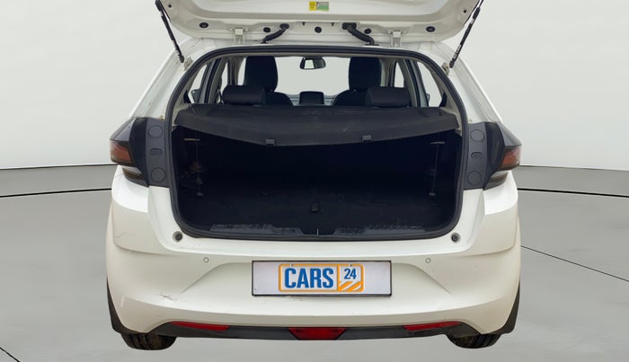 2023 Tata ALTROZ XZ PLUS SUNROOF CNG, CNG, Manual, 41,807 km, Boot Open Zoomed View