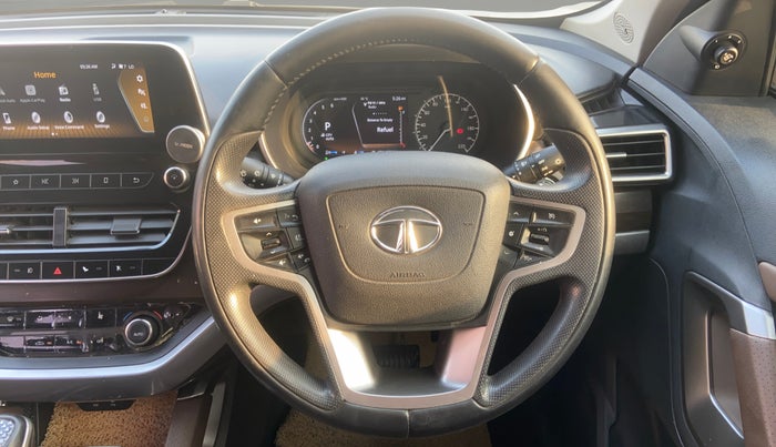 2020 Tata Harrier XZA 2.0L DUAL TONE, Diesel, Automatic, 1,22,626 km, Steering Wheel Close Up