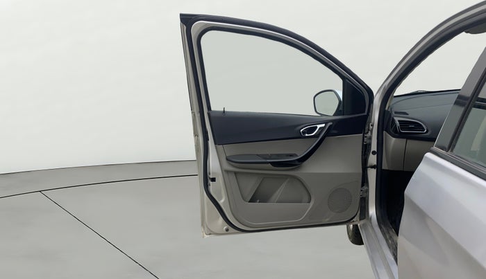 2018 Tata Tiago XZ PETROL, Petrol, Manual, 75,356 km, LHS Front Door