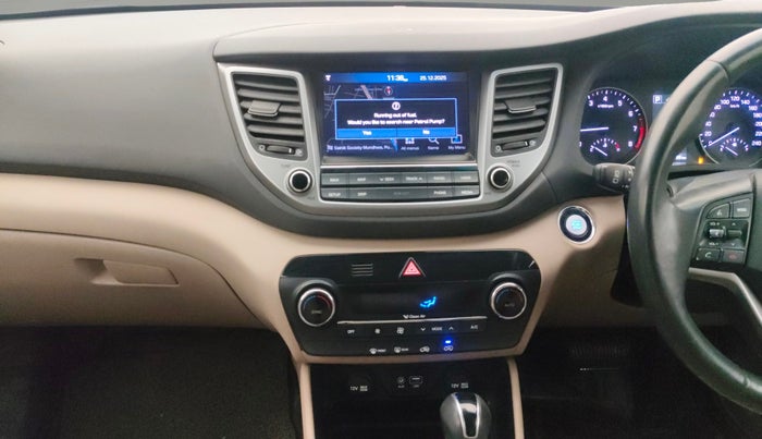 2018 Hyundai Tucson GLS 2WD AT PETROL, Petrol, Automatic, 74,198 km, Air Conditioner