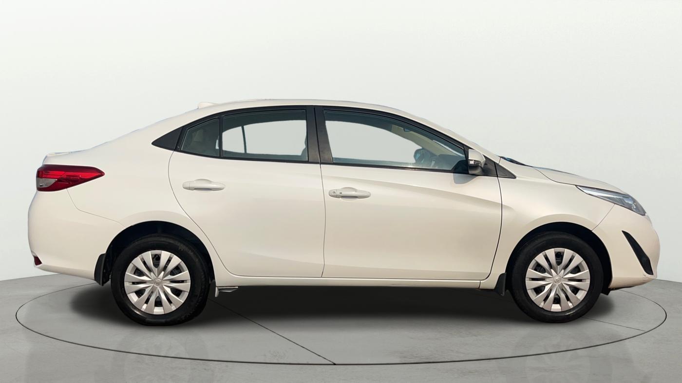 2018 Toyota YARIS G CVT, Petrol, Automatic, 76,889 km, Right Side View