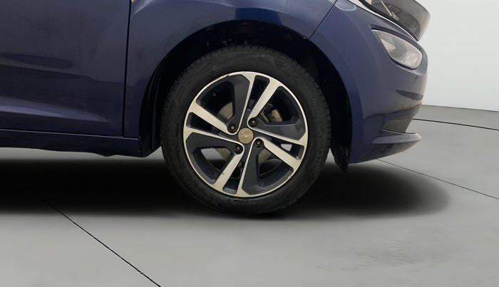 2023 Tata ALTROZ XZ DIESEL, Diesel, Manual, 98,222 km, Right Front Wheel