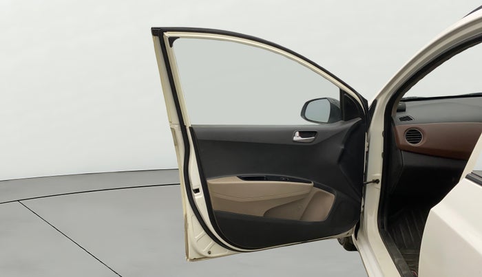 2014 Hyundai Grand i10 ASTA AT 1.2 KAPPA VTVT, CNG, Automatic, 95,515 km, LHS Front Door