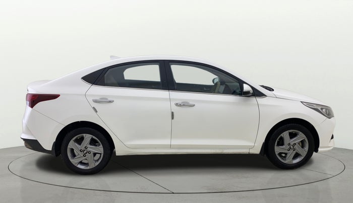 2022 Hyundai Verna SX 1.5 VTVT, Petrol, Manual, 98,461 km, Right Side View