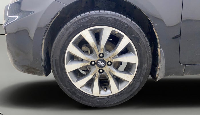 2014 Hyundai Verna FLUIDIC 1.6 VTVT SX, Petrol, Manual, 1,01,092 km, Left Front Wheel