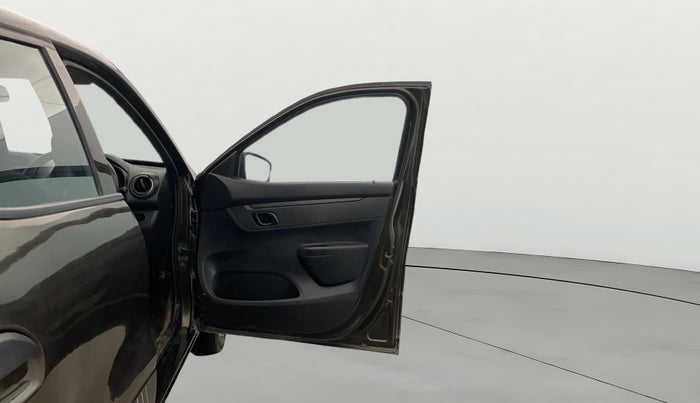 2020 Renault Kwid RXL, Petrol, Manual, 97,788 km, RHS Front Door