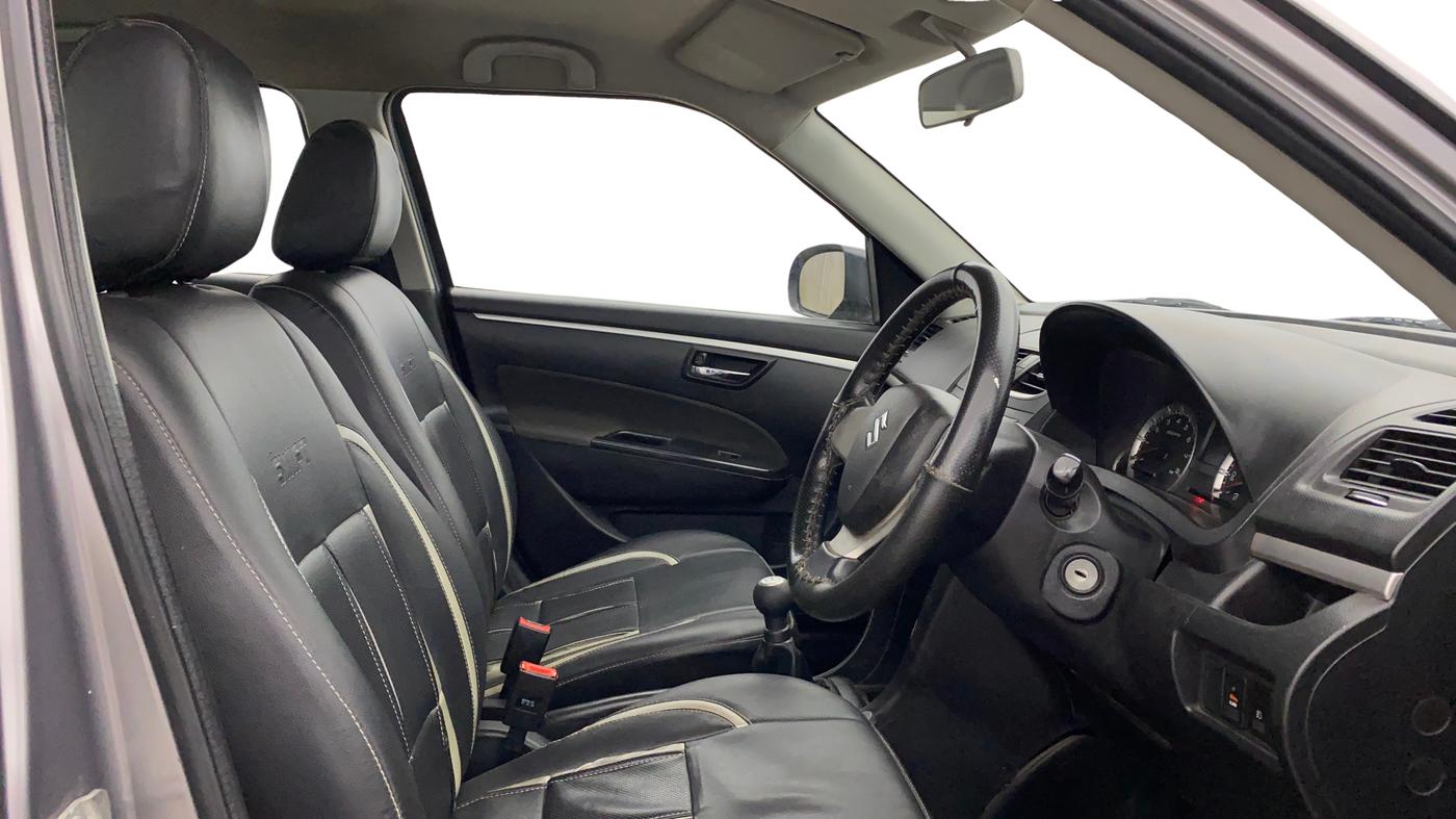 2015 Maruti Swift VXI, Petrol, Manual, 86,175 km, Right Side Front Door Cabin