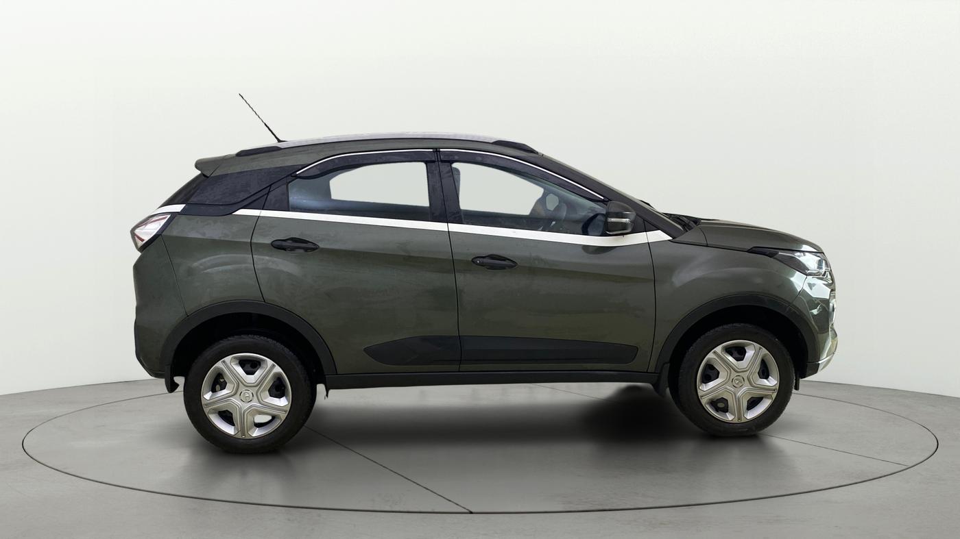 2022 Tata NEXON XM PETROL, Petrol, Manual, 24,237 km, Right Side View