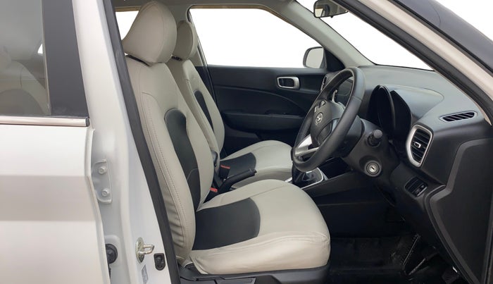 2021 Hyundai VENUE S+ 1.2, Petrol, Manual, 52,992 km, Right Side Front Door Cabin