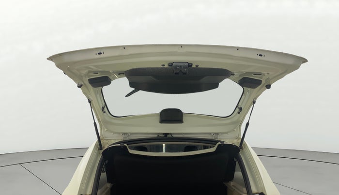 2015 Nissan Terrano XL (P), Petrol, Manual, 30,851 km, Boot Door Open