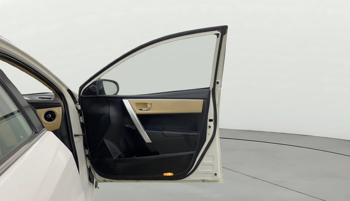 2017 Toyota Corolla Altis VL CVT PETROL, Petrol, Automatic, 53,763 km, RHS Front Door