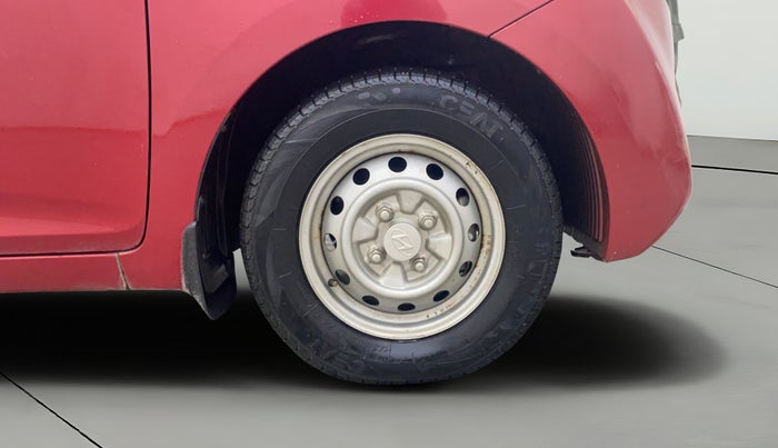 2015 Hyundai Eon D-LITE+, Petrol, Manual, 26,920 km, Right Front Wheel