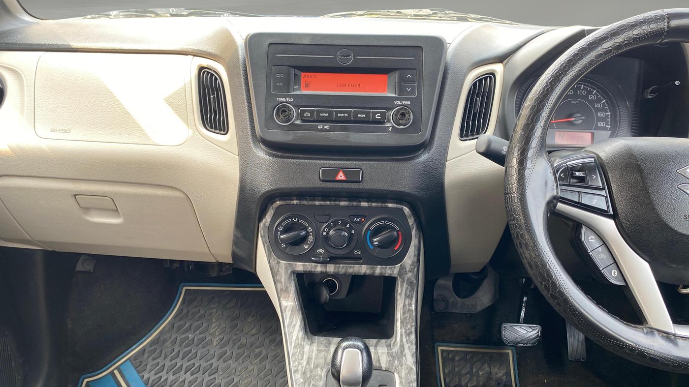 2022 Maruti New Wagon-R ZXI 1.2 AMT, Petrol, Automatic, 42,294 km, Air Conditioner
