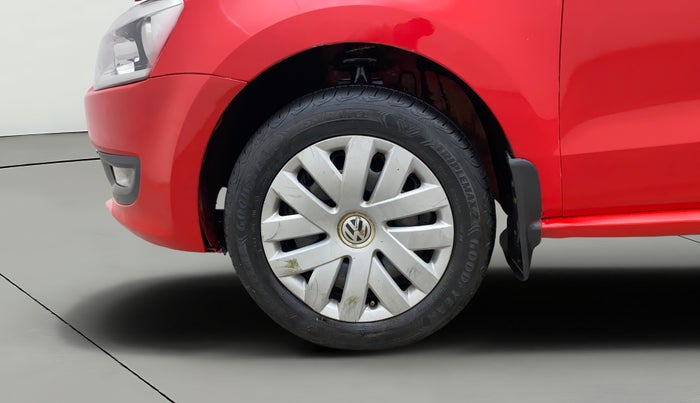 2013 Volkswagen Polo COMFORTLINE 1.2L PETROL, Petrol, Manual, 1,17,957 km, Left Front Wheel