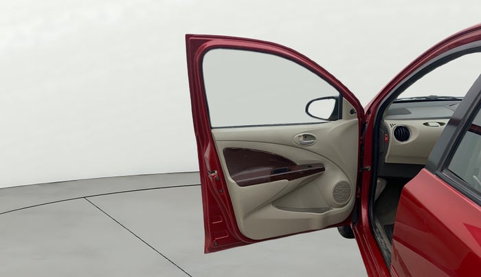 2013 Toyota Etios G, Petrol, Manual, 77,351 km, LHS Front Door