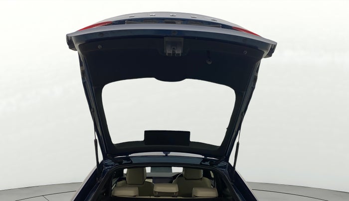 2021 Skoda Octavia STYLE 2.0, Petrol, Automatic, 94,384 km, Boot Door Open