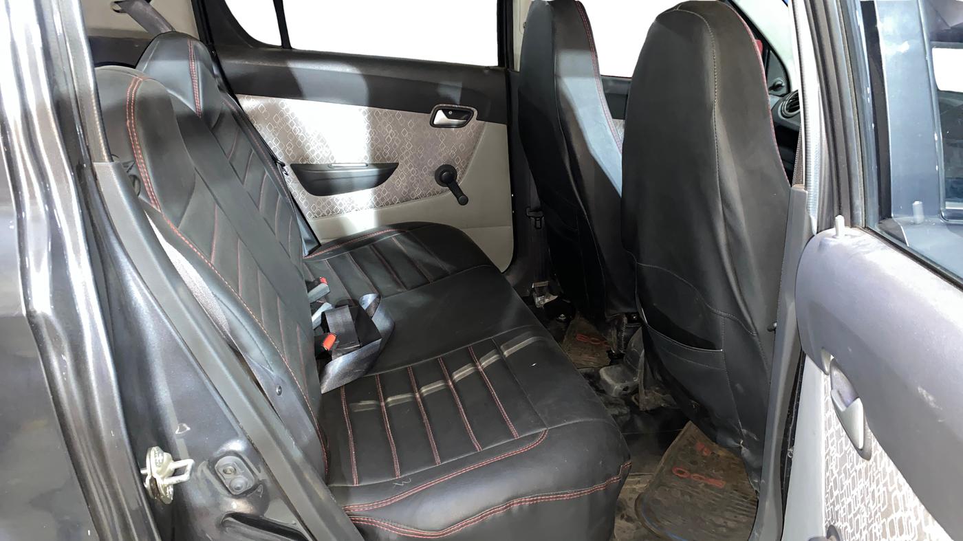 2019 Maruti Alto 800 LXI, Petrol, Manual, 26,875 km, Right Side Rear Door Cabin