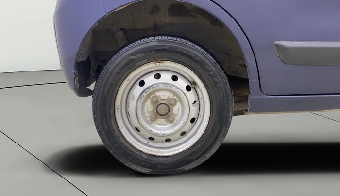 2017 Maruti Wagon R 1.0 LXI CNG, CNG, Manual, 1,01,847 km, Right Rear Wheel