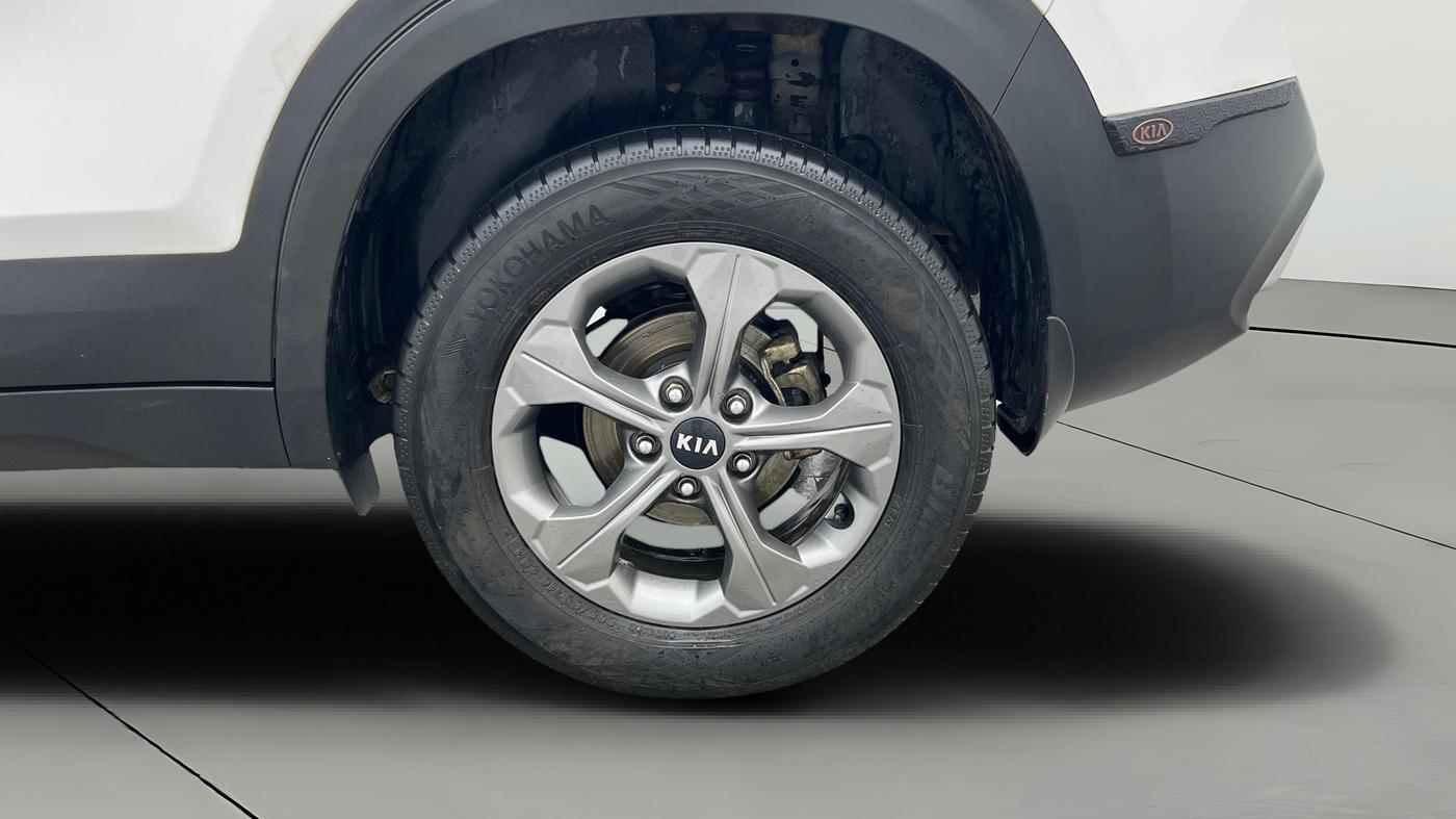2020 KIA SELTOS HTK PLUS 1.5 DIESEL, Diesel, Manual, 1,38,712 km, Left Rear Wheel