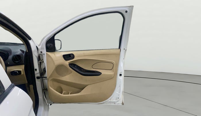 2015 Ford Figo Aspire AMBIENTE 1.5 DIESEL, Diesel, Manual, 92,023 km, RHS Front Door