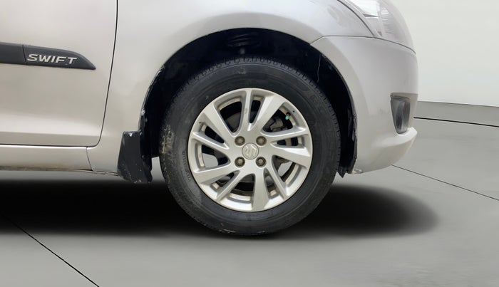 2014 Maruti Swift ZXI, Petrol, Manual, 55,967 km, Right Front Wheel