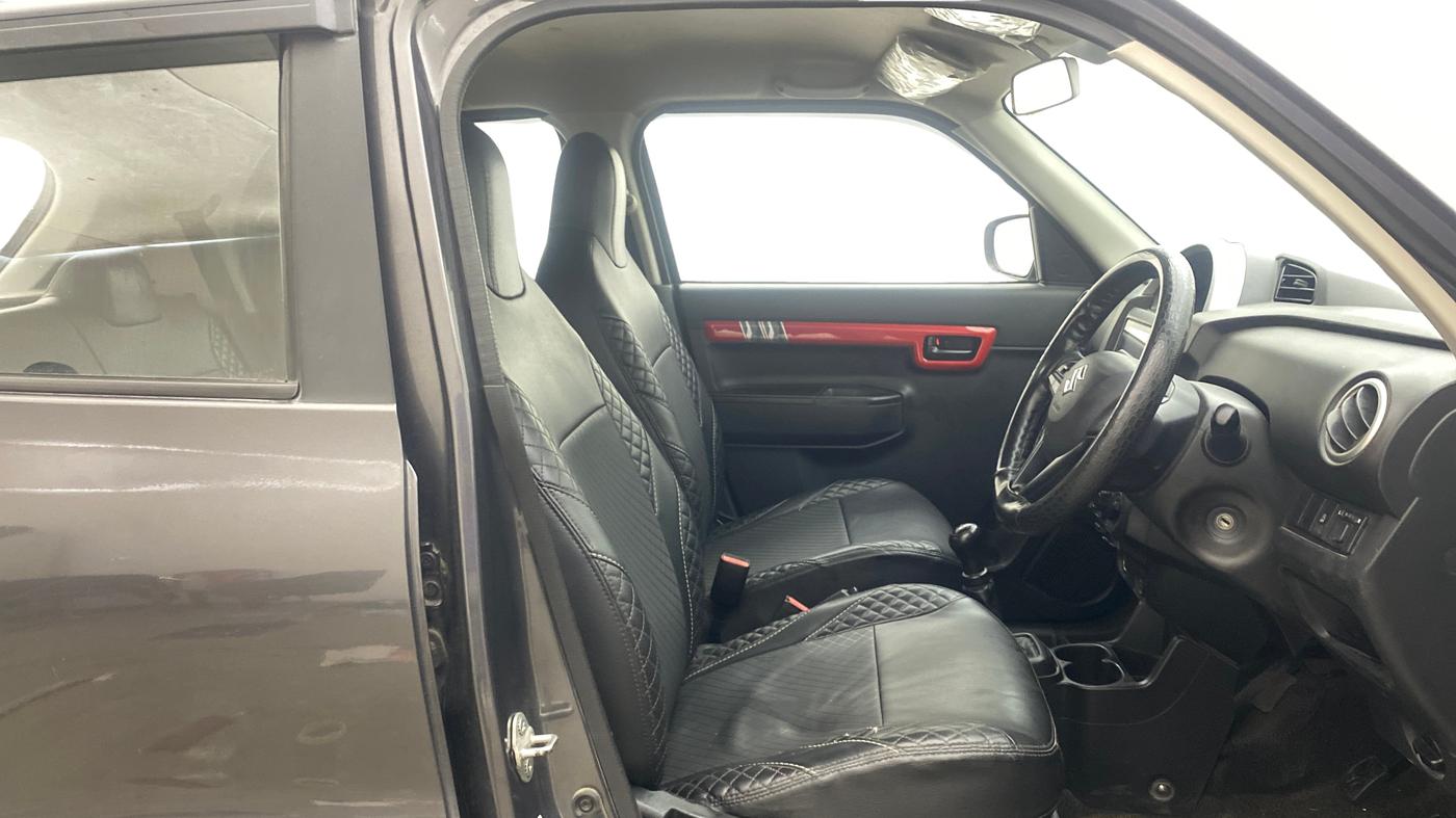 2022 Maruti S PRESSO VXI+, Petrol, Manual, 55,866 km, Right Side Front Door Cabin