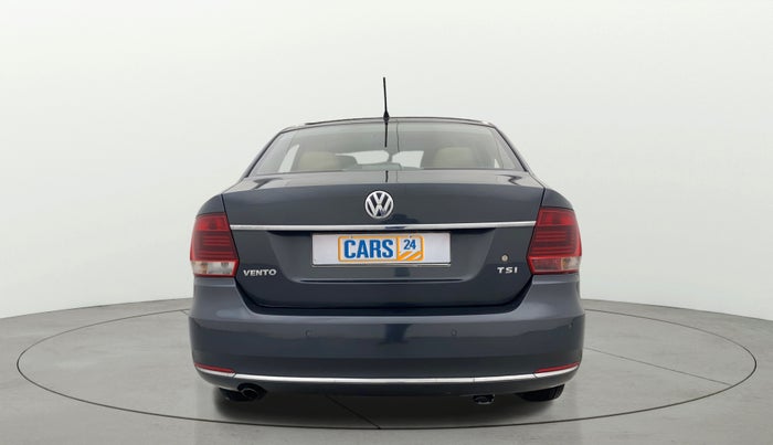 2016 Volkswagen Vento HIGHLINE PETROL AT, Petrol, Automatic, 1,21,165 km, Back/Rear