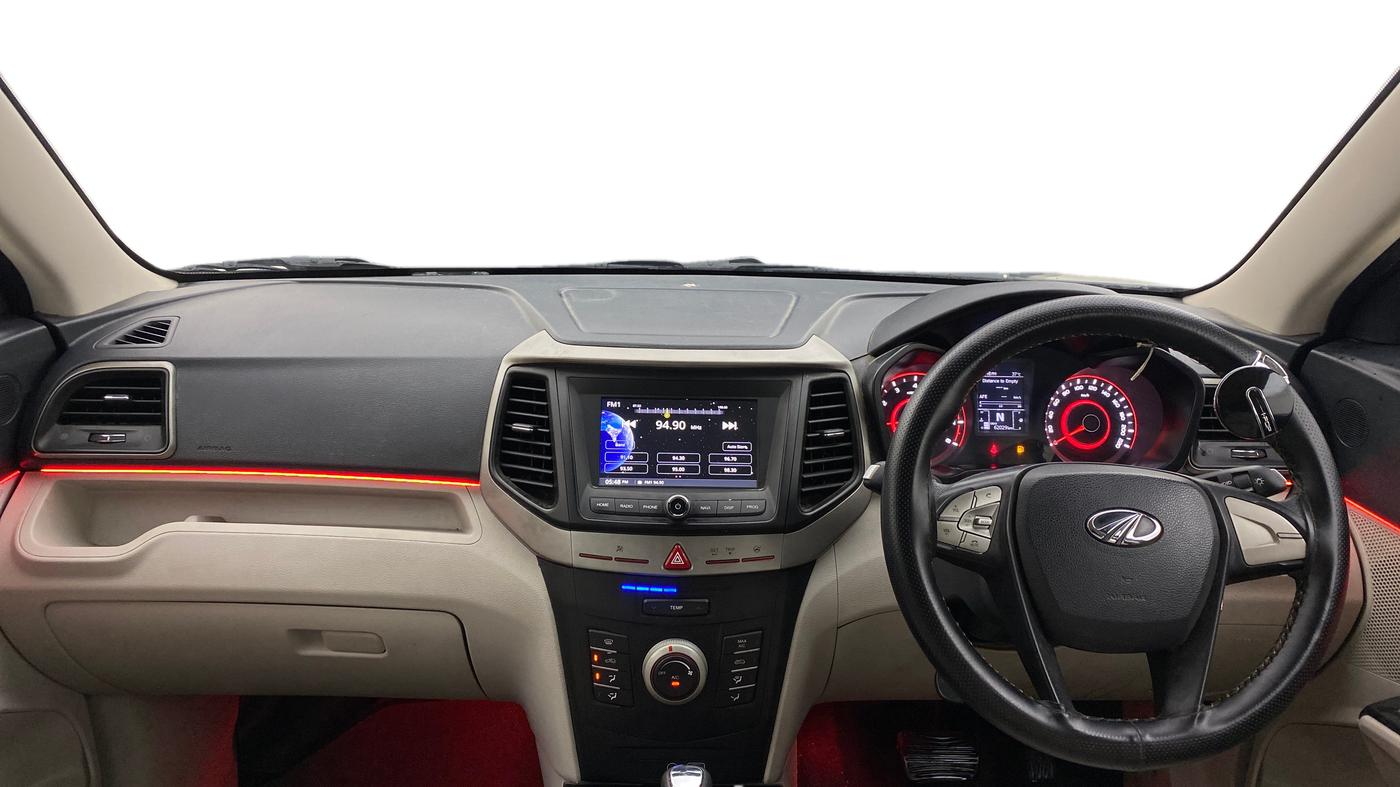 2021 Mahindra XUV300 W6 1.2 PETROL AMT, Petrol, Automatic, 62,028 km, Dashboard