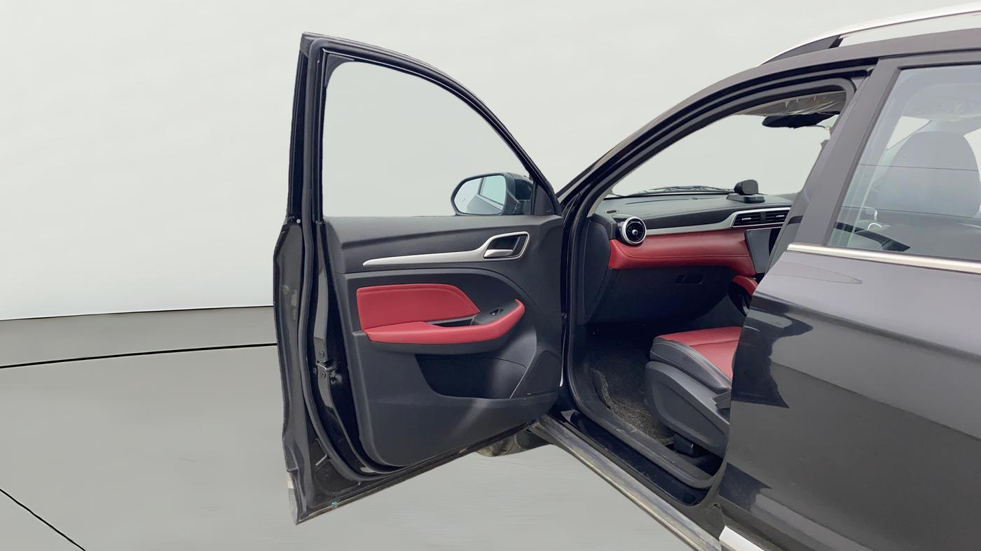 2024 MG ASTOR Savvy Pro Red 1.3 CVT, Petrol, Automatic, 13,986 km, LHS Front Door