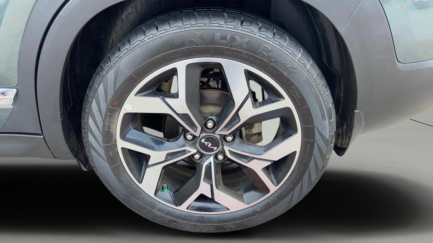 2023 KIA SELTOS  GTX PLUS 1.5 DIESEL AT, Diesel, Automatic, 24,402 km, Left Rear Wheel