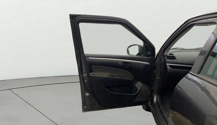 2015 Maruti Swift LXI (O), Petrol, Manual, 69,788 km, LHS Front Door