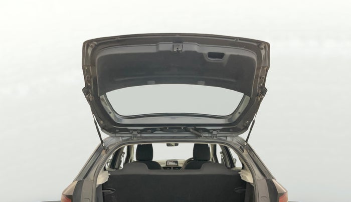 2020 Tata ALTROZ XE PETROL, Petrol, Manual, 28,916 km, Boot Door Open