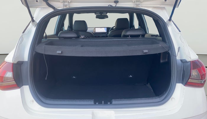 2023 Hyundai NEW I20 N LINE N8 1.0 TURBO DCT, Petrol, Automatic, 38,456 km, Boot Open Zoomed View