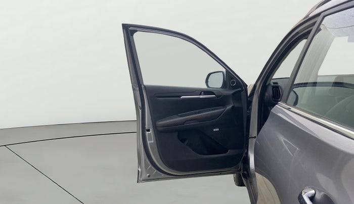 2020 KIA SONET GTX PLUS 1.5 AT, Diesel, Automatic, 60,654 km, LHS Front Door