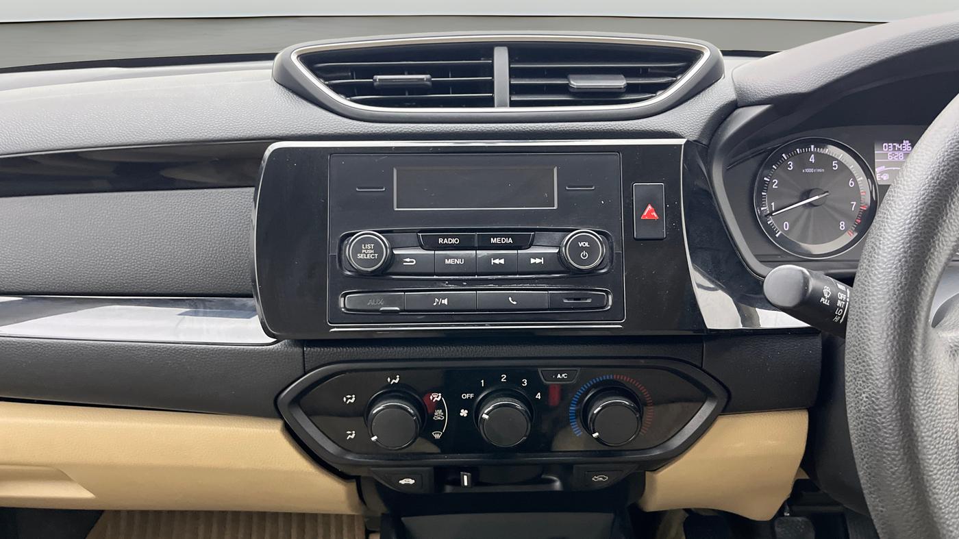 2018 Honda Amaze 1.2L I-VTEC S, Petrol, Manual, 37,436 km, Air Conditioner