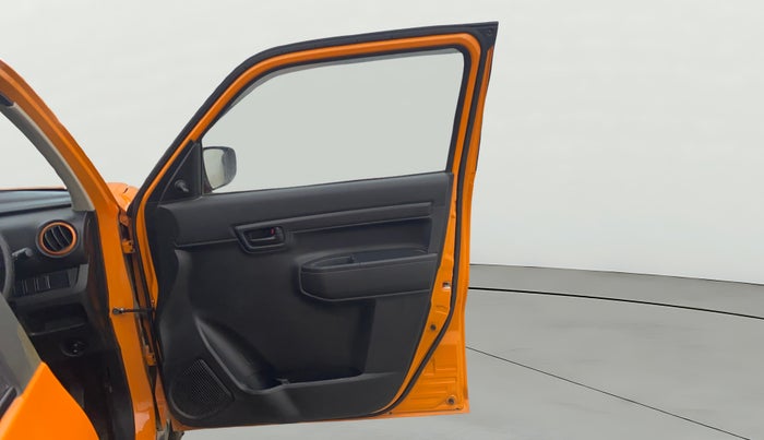 2020 Maruti S PRESSO VXI+, Petrol, Manual, 28,742 km, RHS Front Door