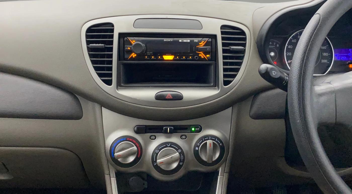 2016 Hyundai i10 MAGNA 1.1, Petrol, Manual, 43,524 km, Air Conditioner