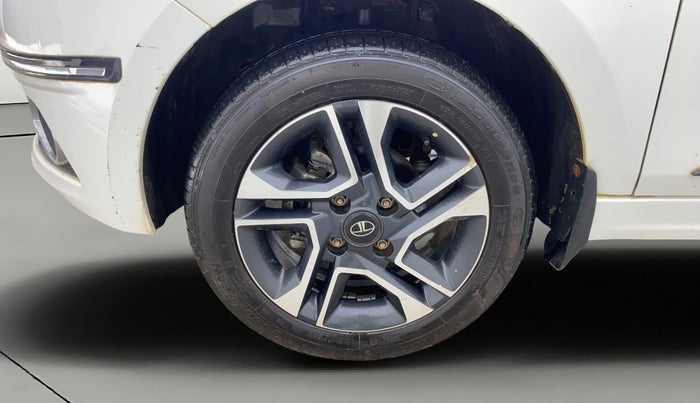 2019 Tata Tiago XZA PLUS DUAL TONE PETROL, Petrol, Automatic, 27,407 km, Left Front Wheel