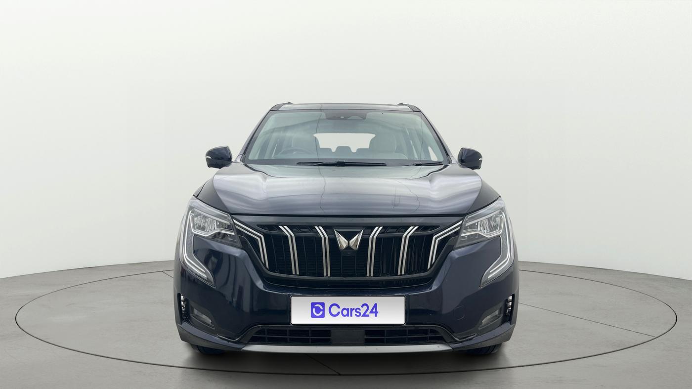 2023 Mahindra XUV700 AX 7 LUXURY P AT 7 STR, Petrol, Automatic, 36,778 km, Front