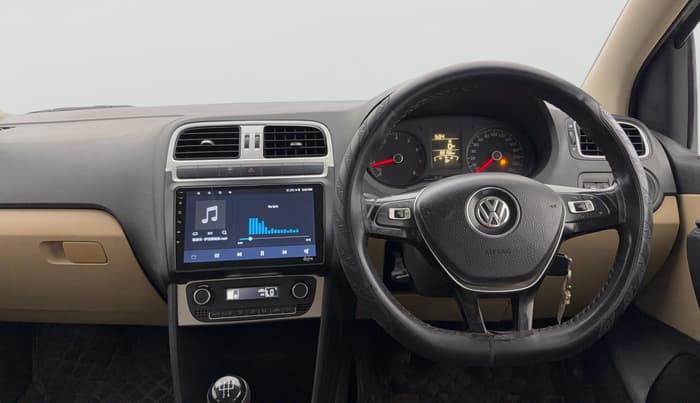2017 Volkswagen Ameo HIGHLINE1.2L PLUS 16 ALLOY, Petrol, Manual, 82,189 km, Steering Wheel Close Up