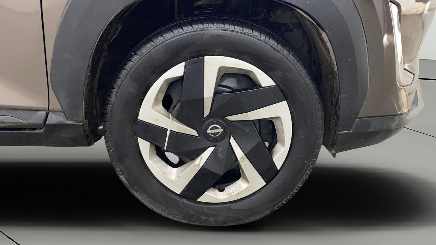 2021 Nissan MAGNITE XL, Petrol, Manual, 48,777 km, Right Front Wheel