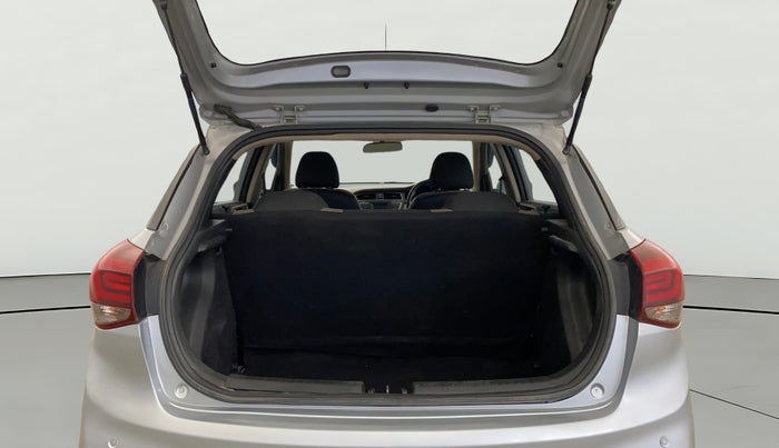 2020 Hyundai Elite i20 MAGNA PLUS 1.2, Petrol, Manual, 27,703 km, Boot Open Zoomed View