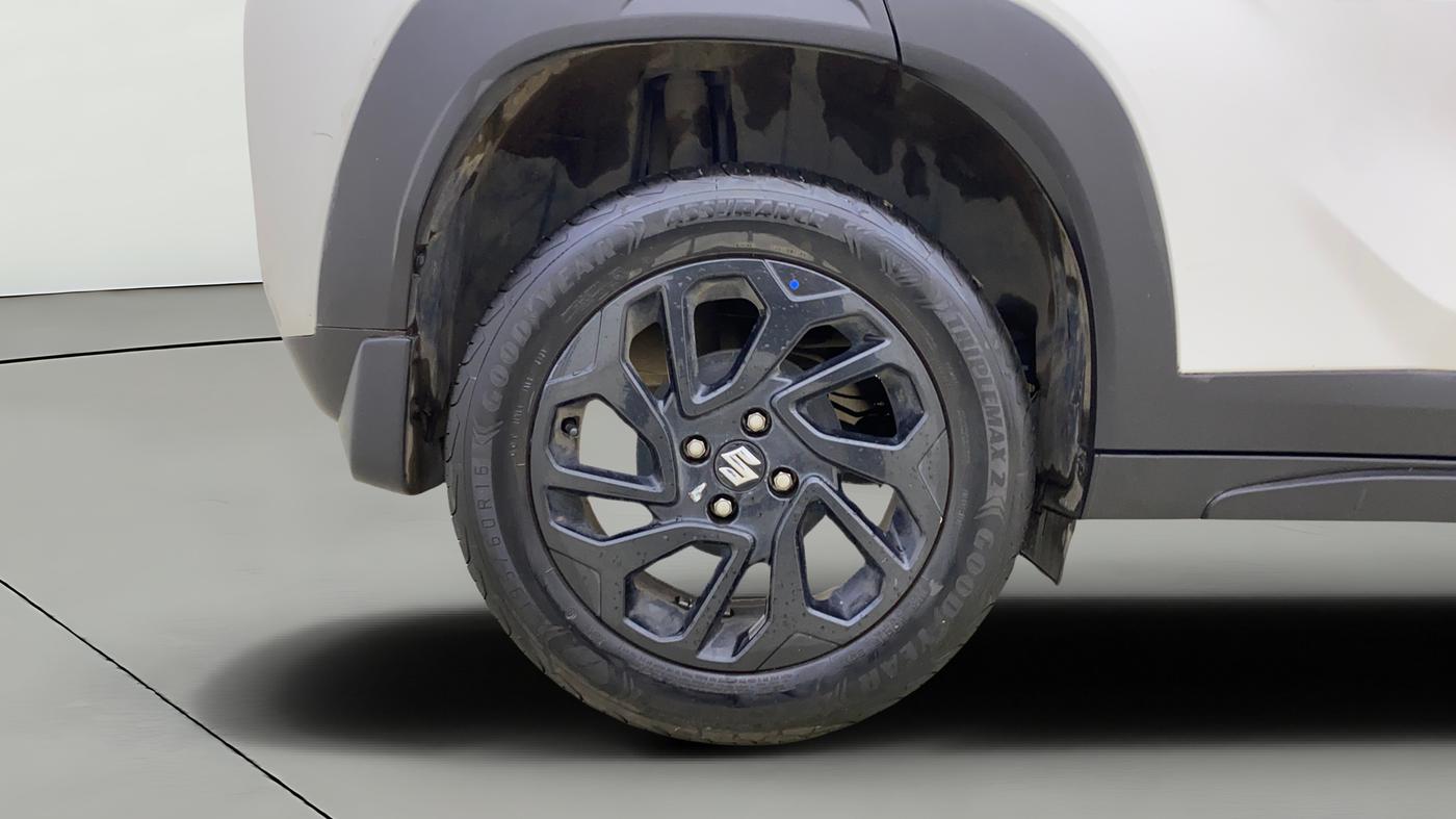 2023 Maruti FRONX DELTA PLUS 1.2MT, Petrol, Manual, 14,933 km, Right Rear Wheel