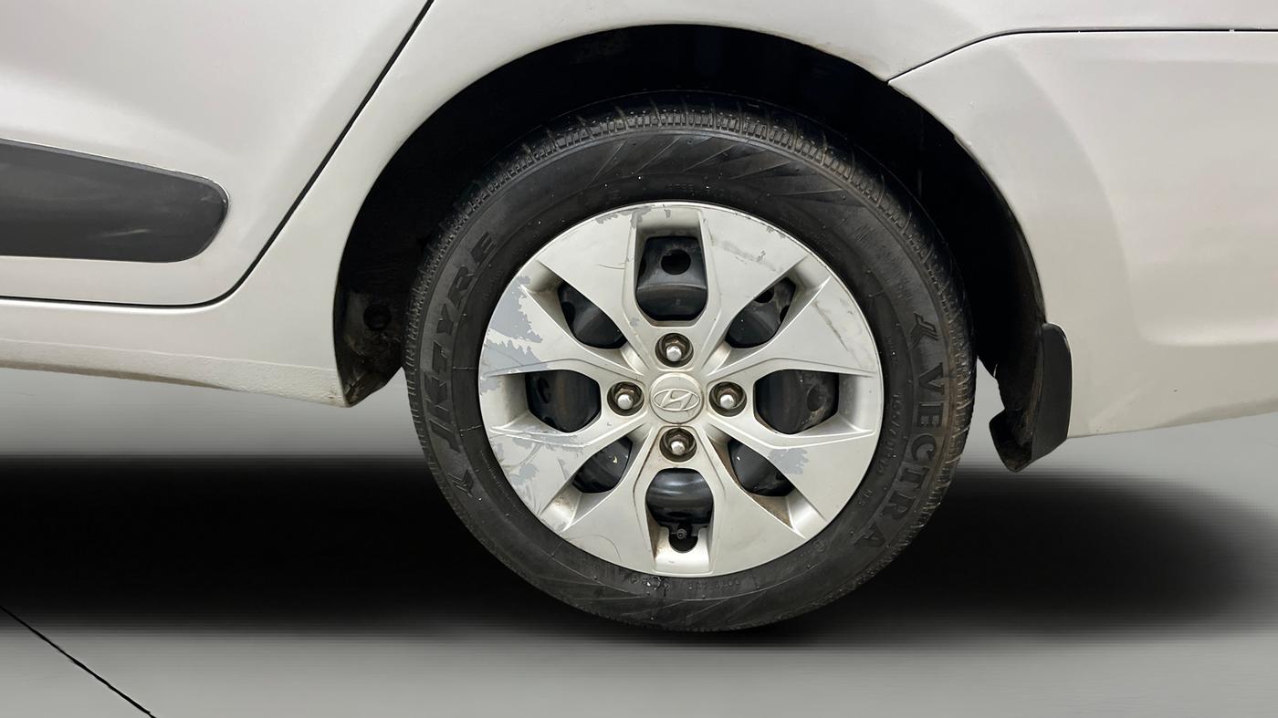 2015 Hyundai Xcent S 1.2, Petrol, Manual, 63,478 km, Left Rear Wheel