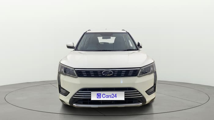 2020 Mahindra XUV300 W8 1.2 PETROL, Petrol, Manual, 40,868 km, Front