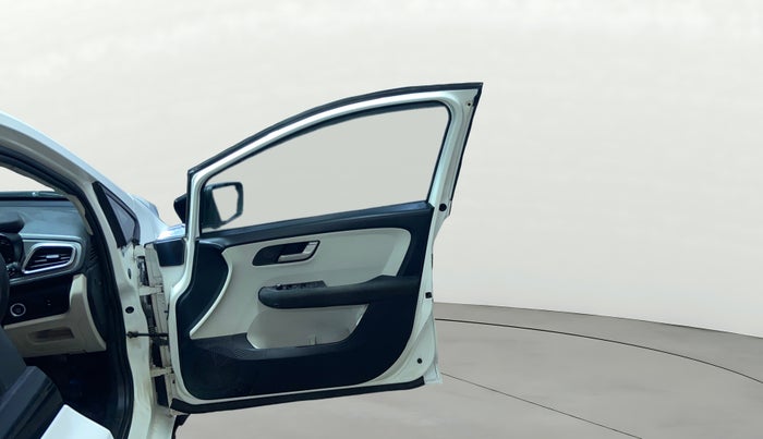 2023 Tata ALTROZ XZ DIESEL, Diesel, Manual, 57,043 km, RHS Front Door