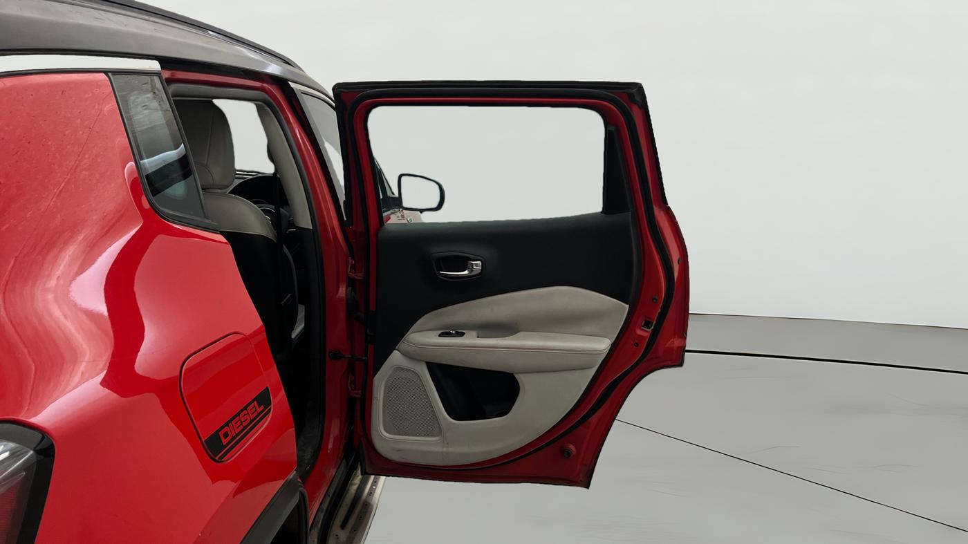 2018 Jeep Compass LIMITED 2.0 DIESEL, Diesel, Manual, 1,27,150 km, RHS Rear Door