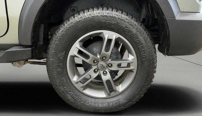 2021 Mahindra Thar LX D 4*4 MT HT, Diesel, Manual, 25,721 km, Left Rear Wheel
