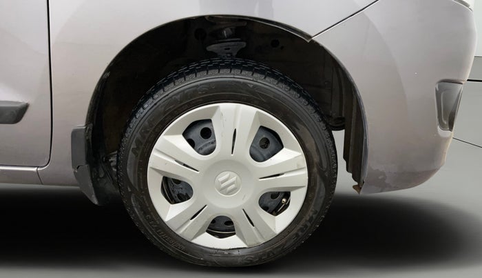 2018 Maruti Wagon R 1.0 VXI, Petrol, Manual, 73,249 km, Right Front Wheel